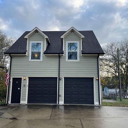 The Campbell Carriage House Apartment คลาร์กส์วิลล์ ภายนอก รูปภาพ