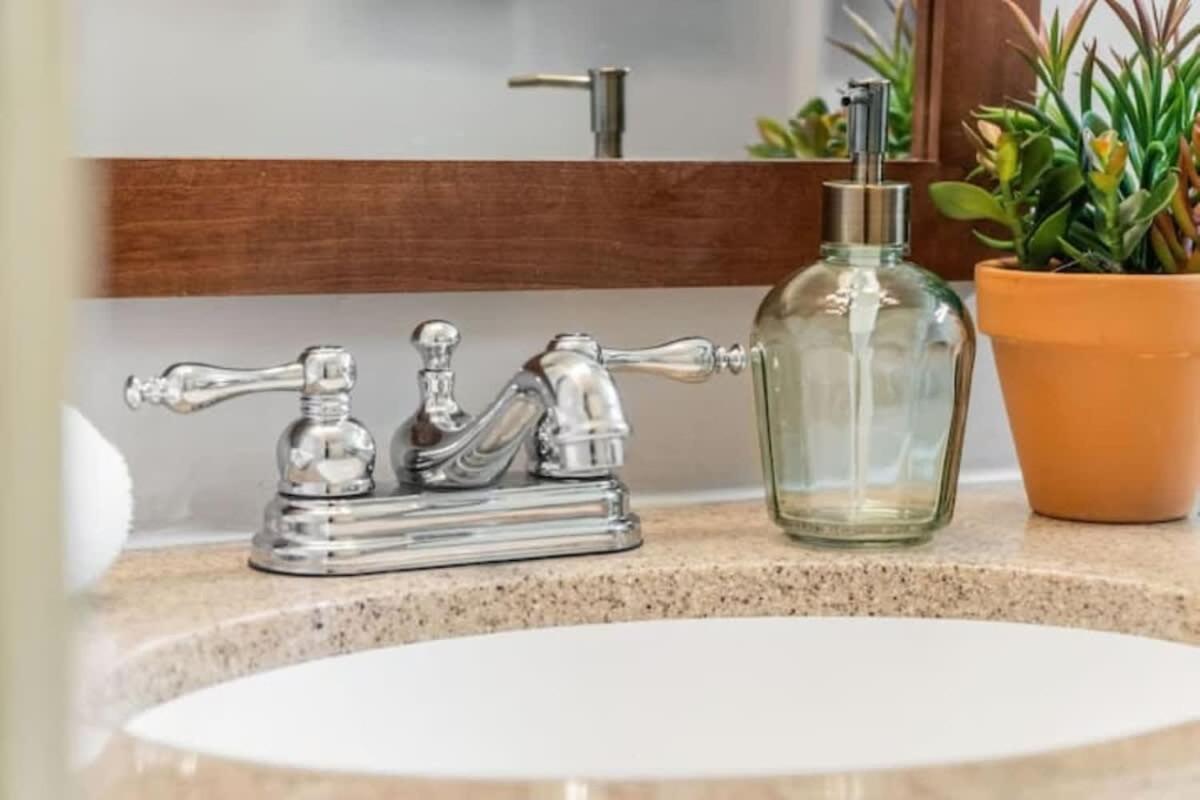 The Campbell Carriage House Apartment คลาร์กส์วิลล์ ภายนอก รูปภาพ