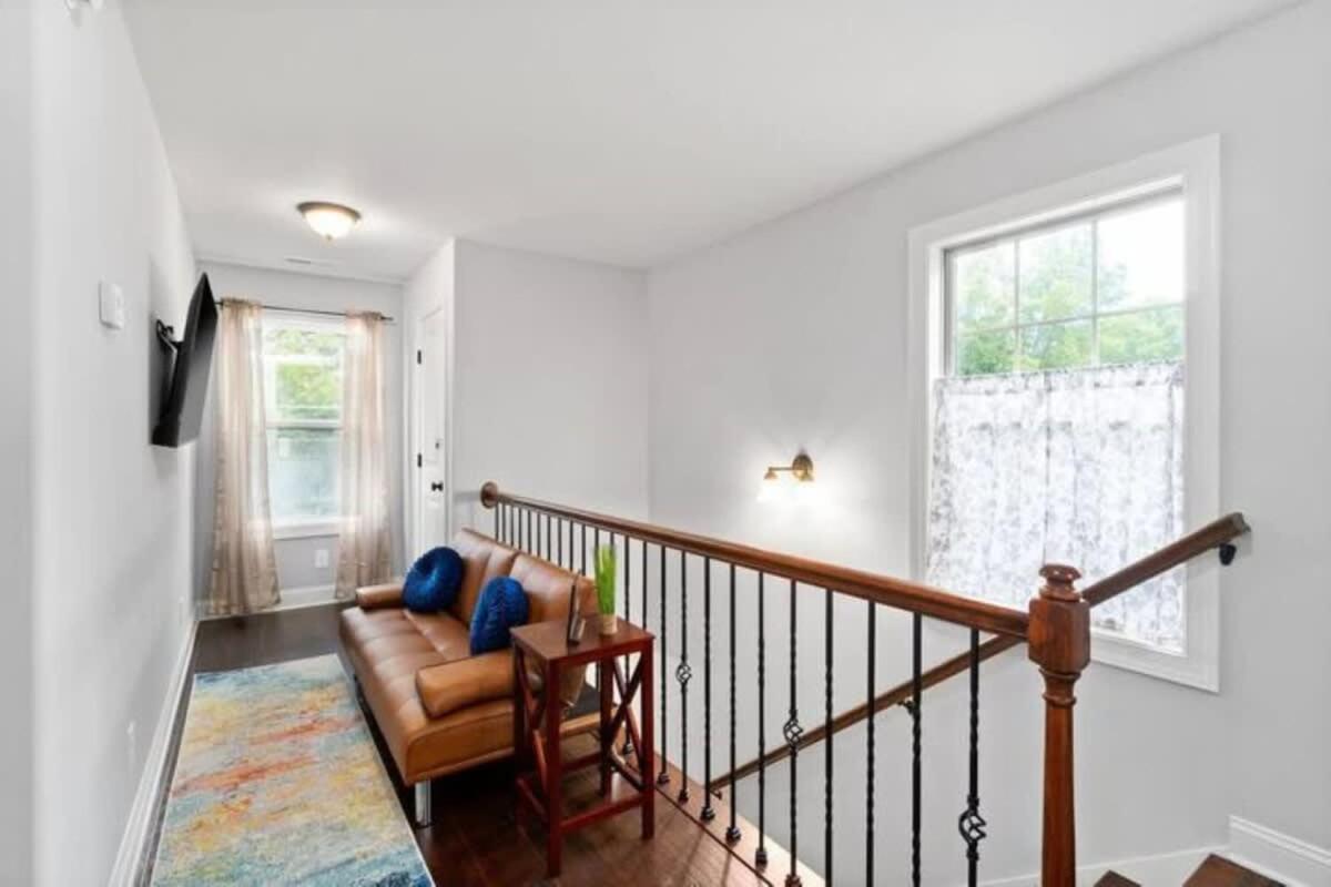 The Campbell Carriage House Apartment คลาร์กส์วิลล์ ภายนอก รูปภาพ