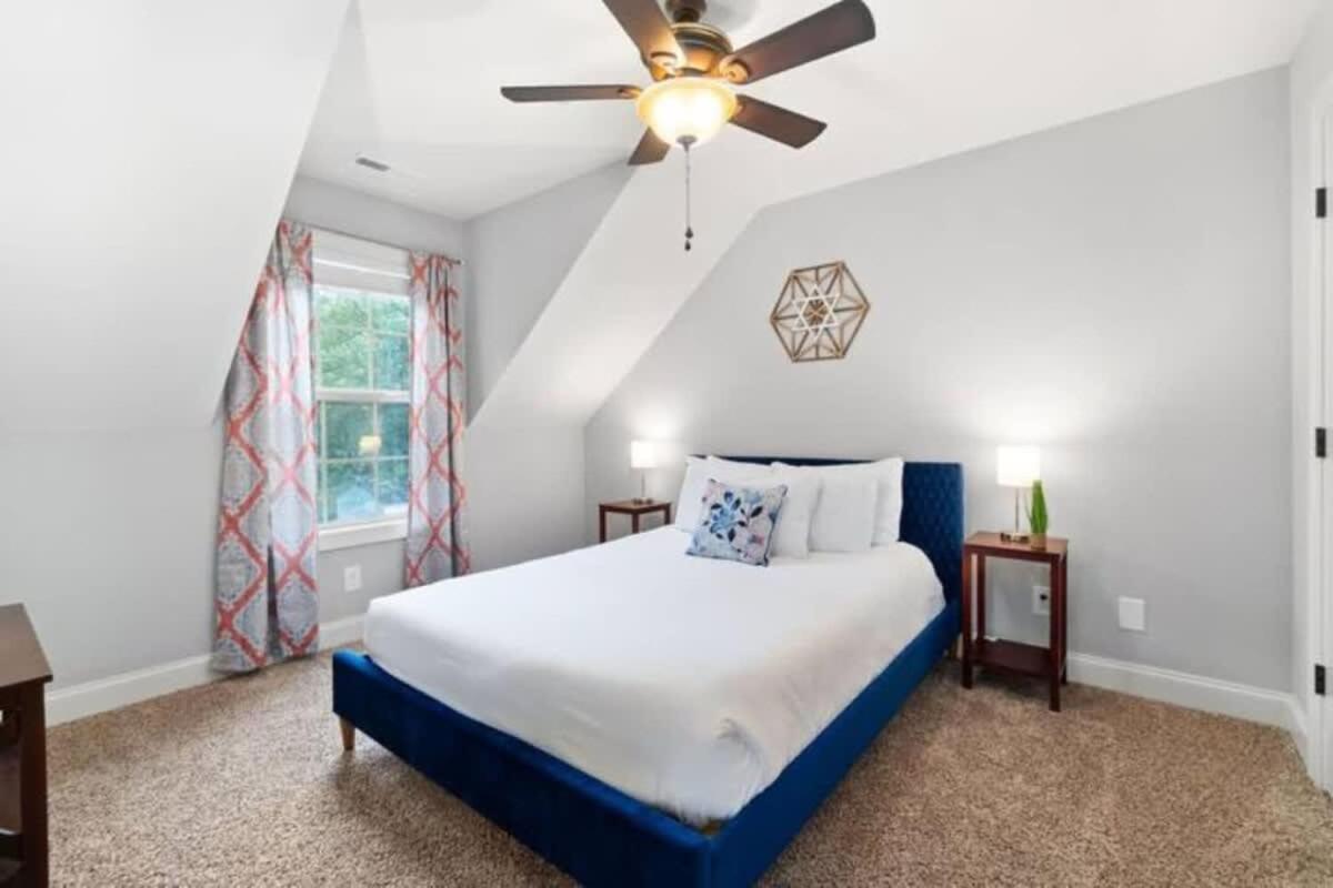The Campbell Carriage House Apartment คลาร์กส์วิลล์ ภายนอก รูปภาพ